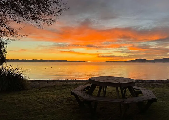 Stillwater - Lakeview Serenity Retreat * 罗托鲁阿