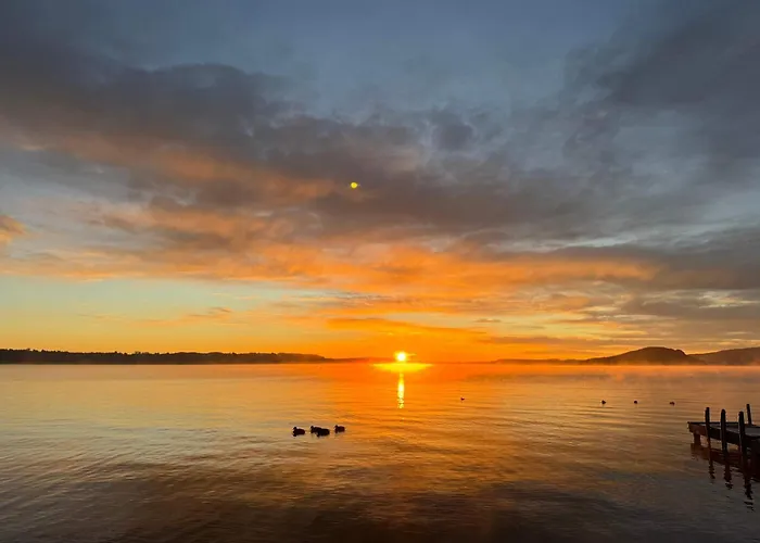 Stillwater - Lakeview Serenity Retreat 罗托鲁阿
